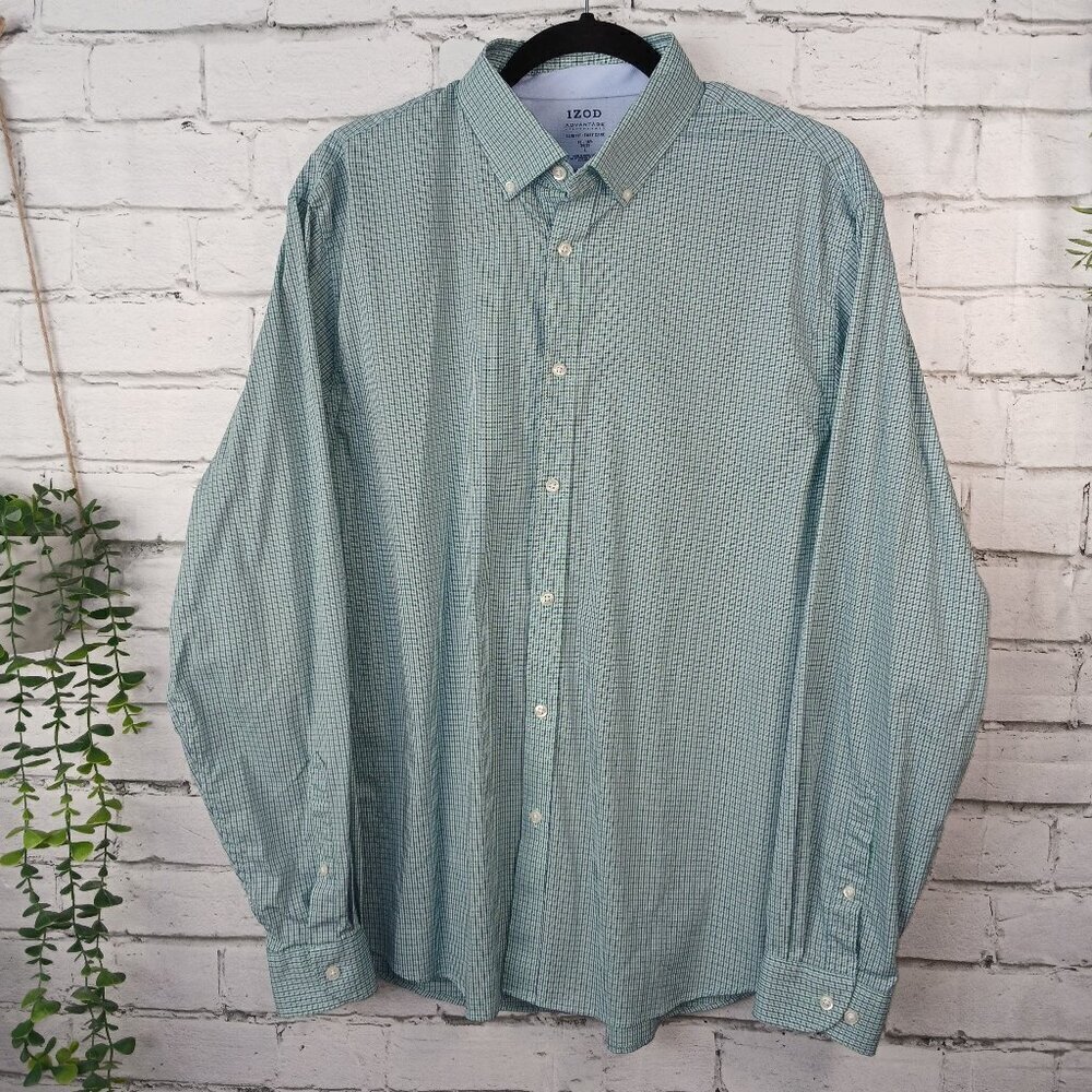 MENS LONG SLEEVE IZOD ADVANTAGE PERFORMANCE SLIM FIT BUTTON DOWN, SIZE LARGE